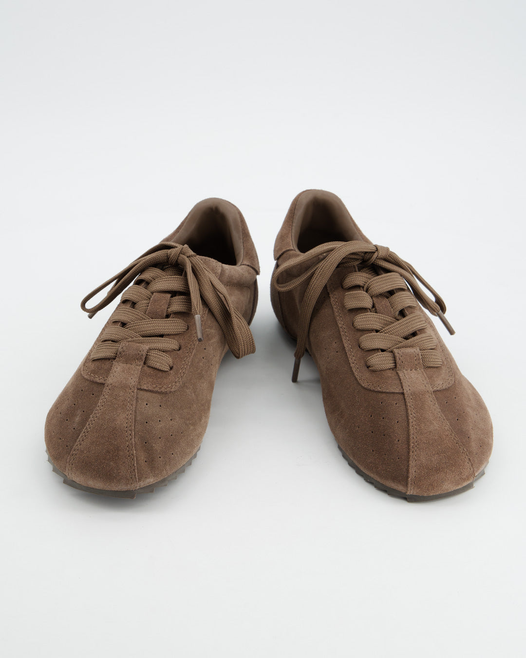 Minimalist brown suede sneaker - Tent