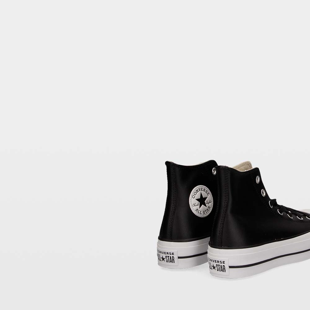 Converse Chuck Taylor Sneakers