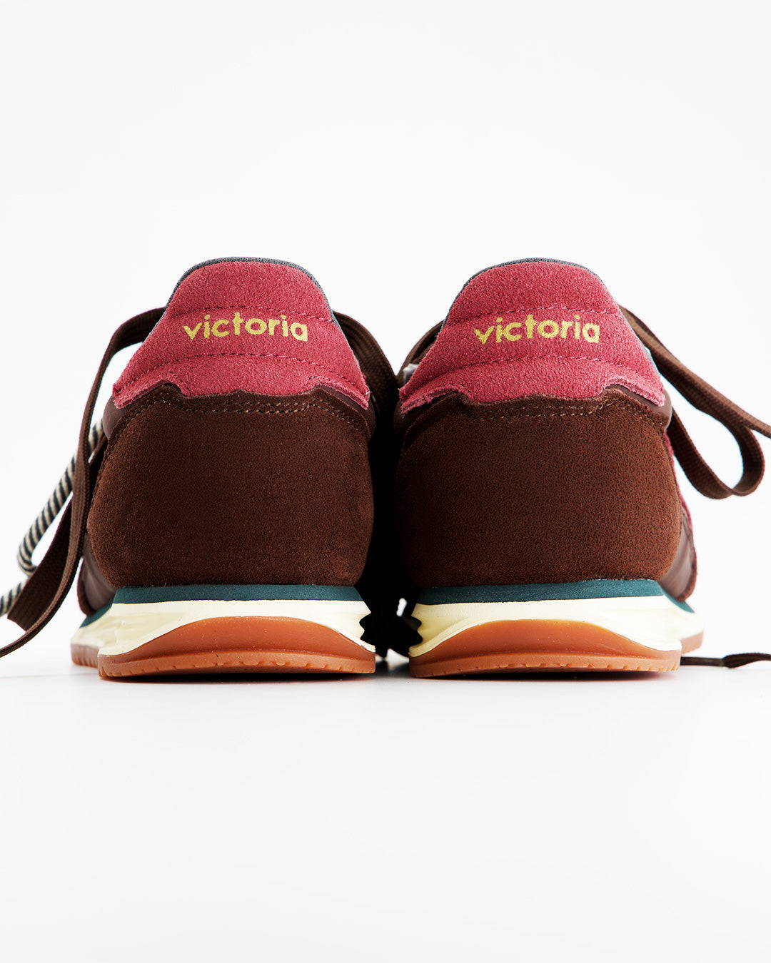 Zapatillas Retro Chocolate - Victoria