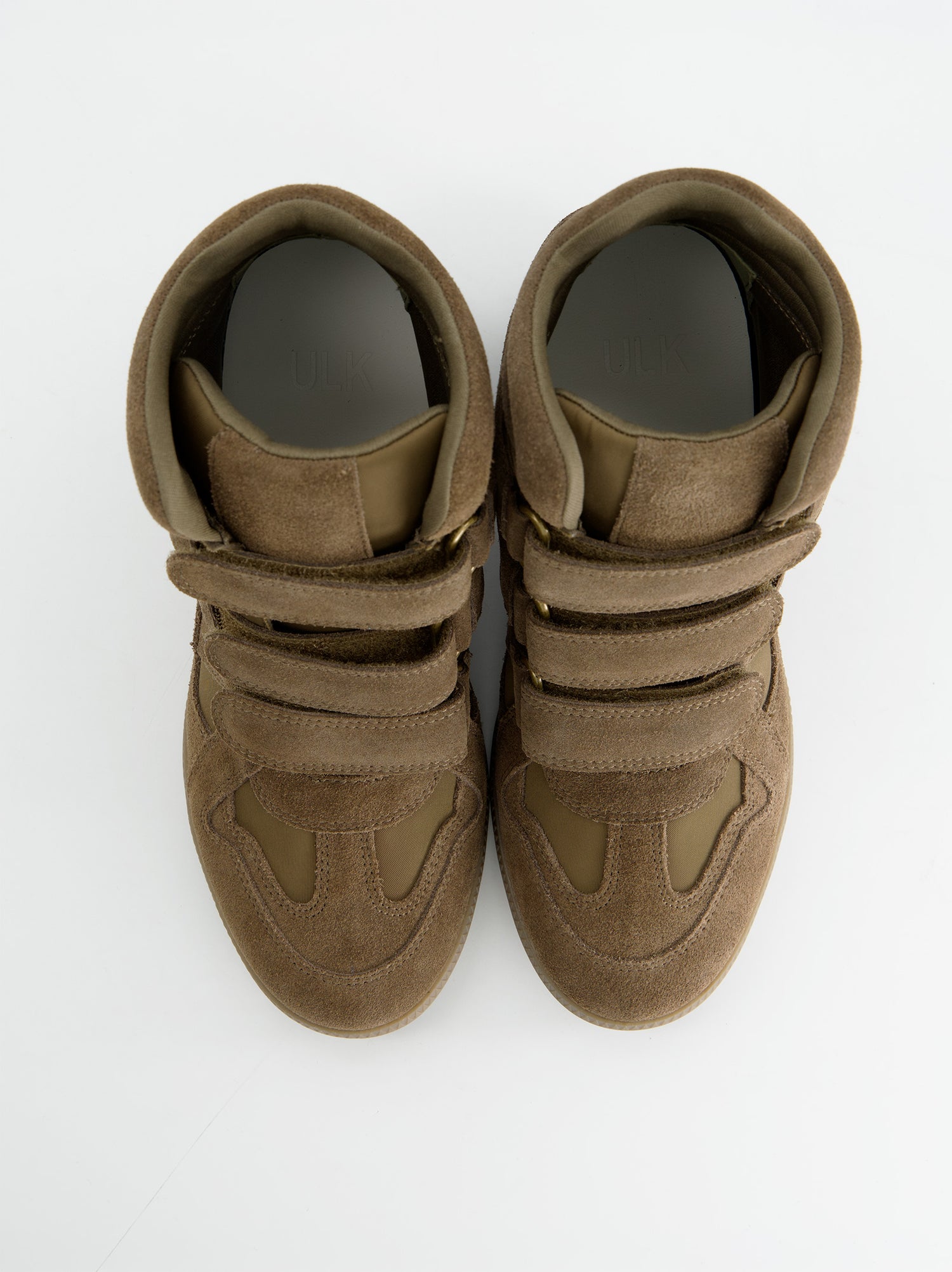 Zapatillas abotinadas con cuña en tono camel - Ohritta