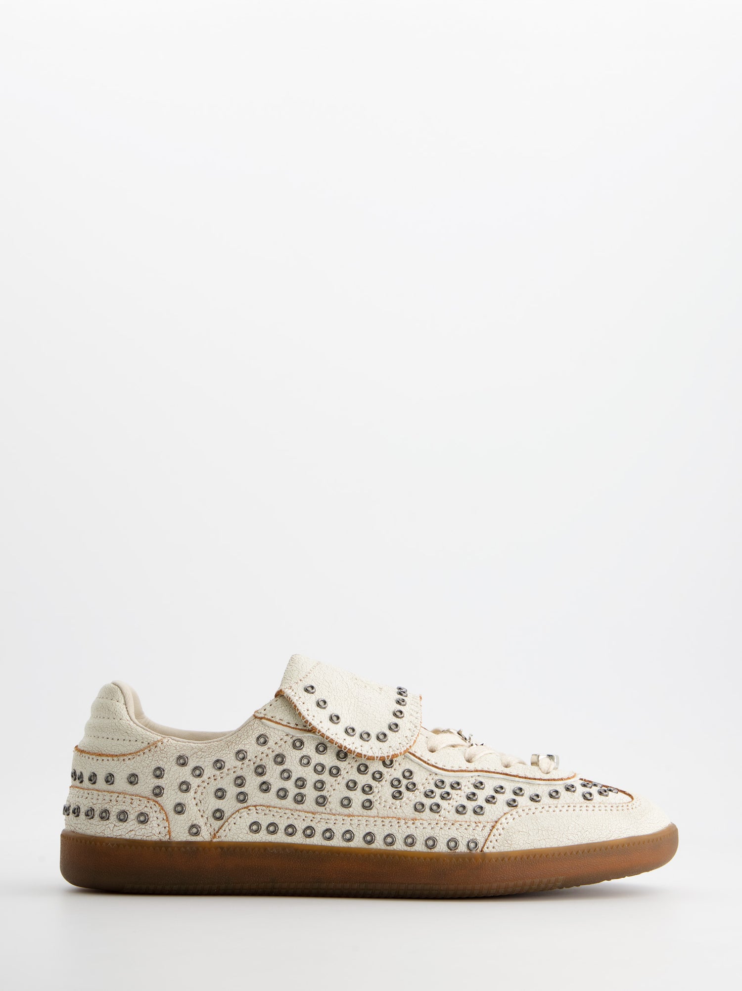 Zapatillas blancas de piel con tachuelas - Chile