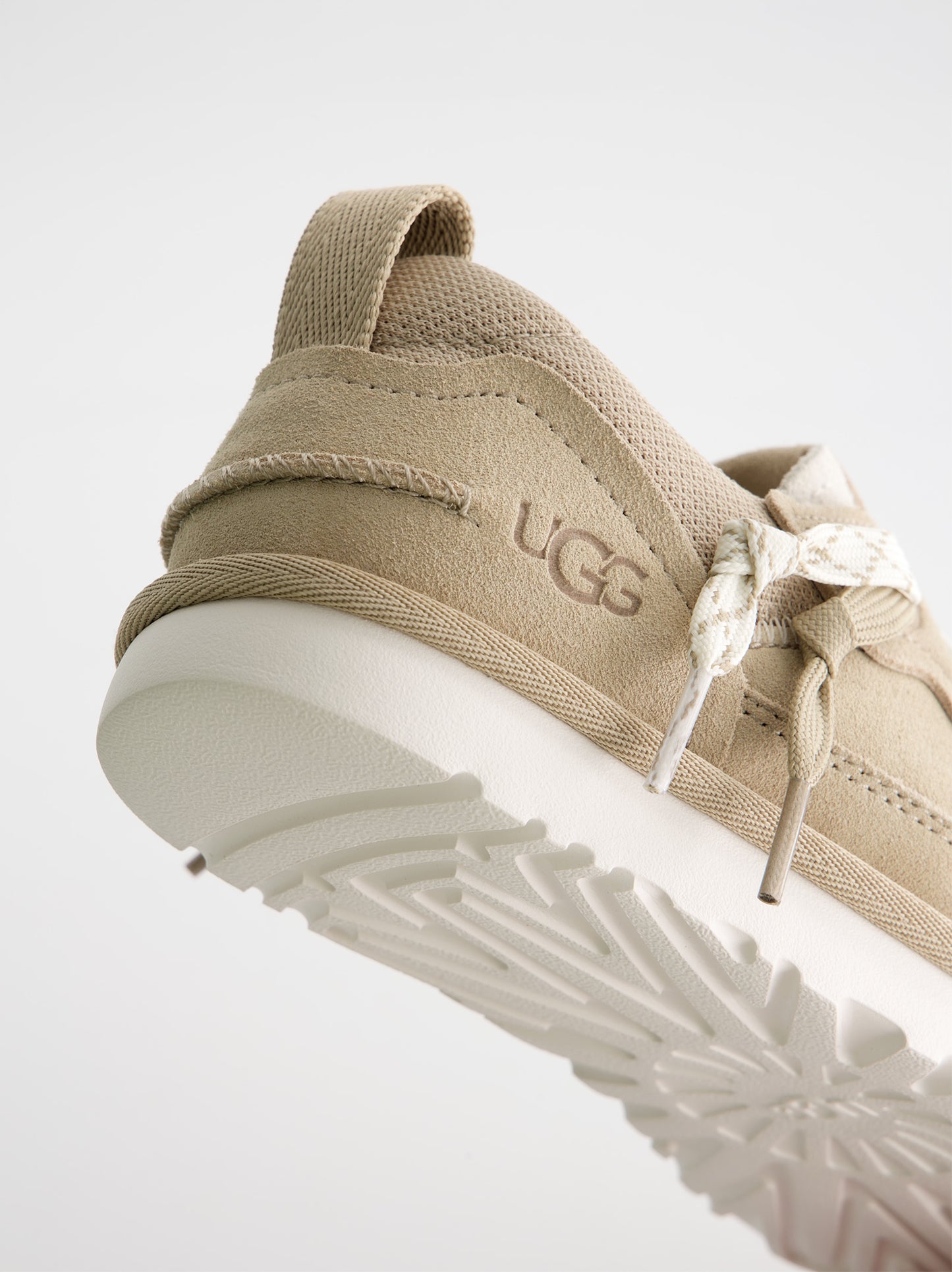 Double-laced suede sneakers - UGG Minimel