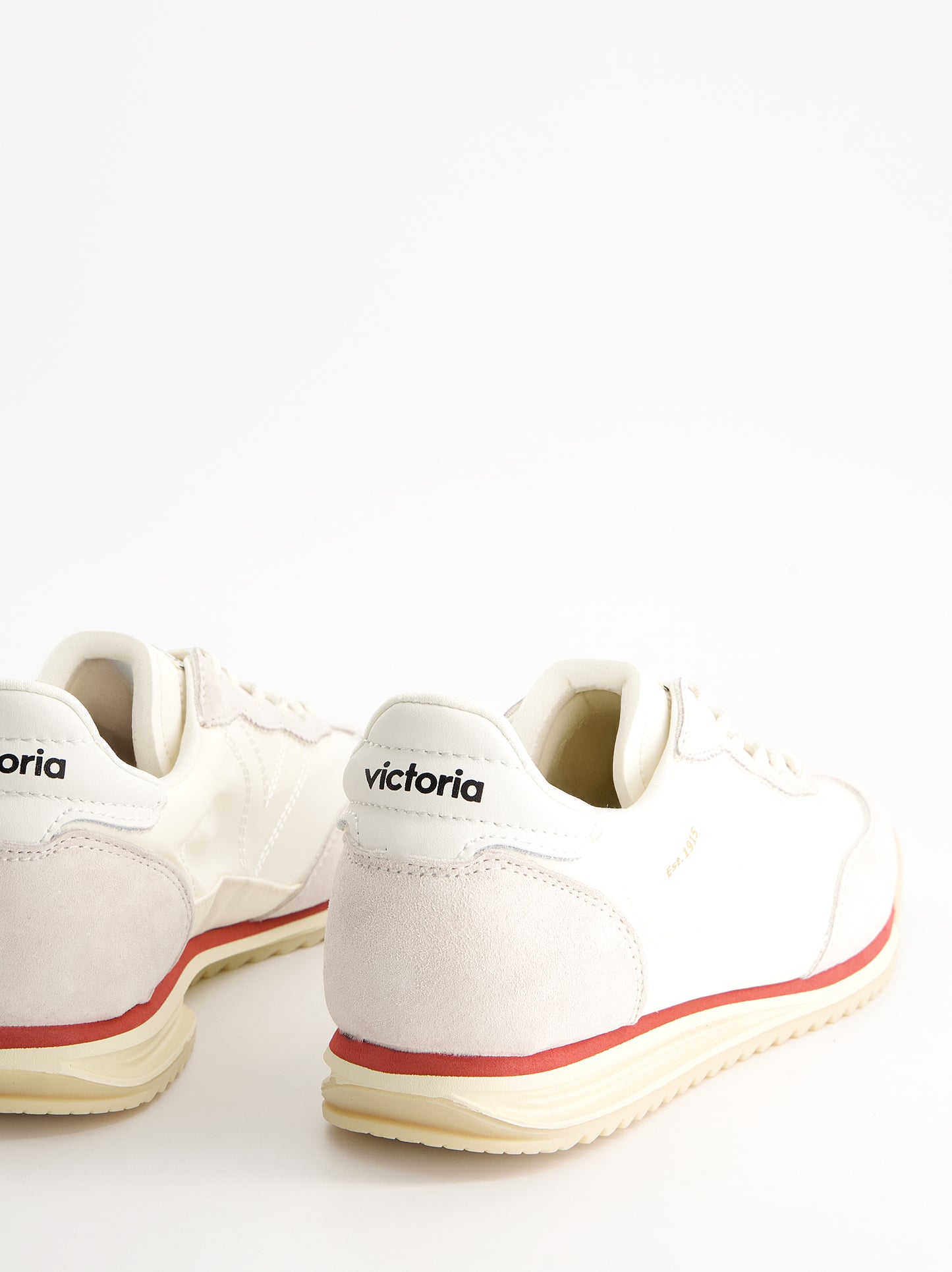 Zapatillas deportivas ante y nylon - Victoria Saturno