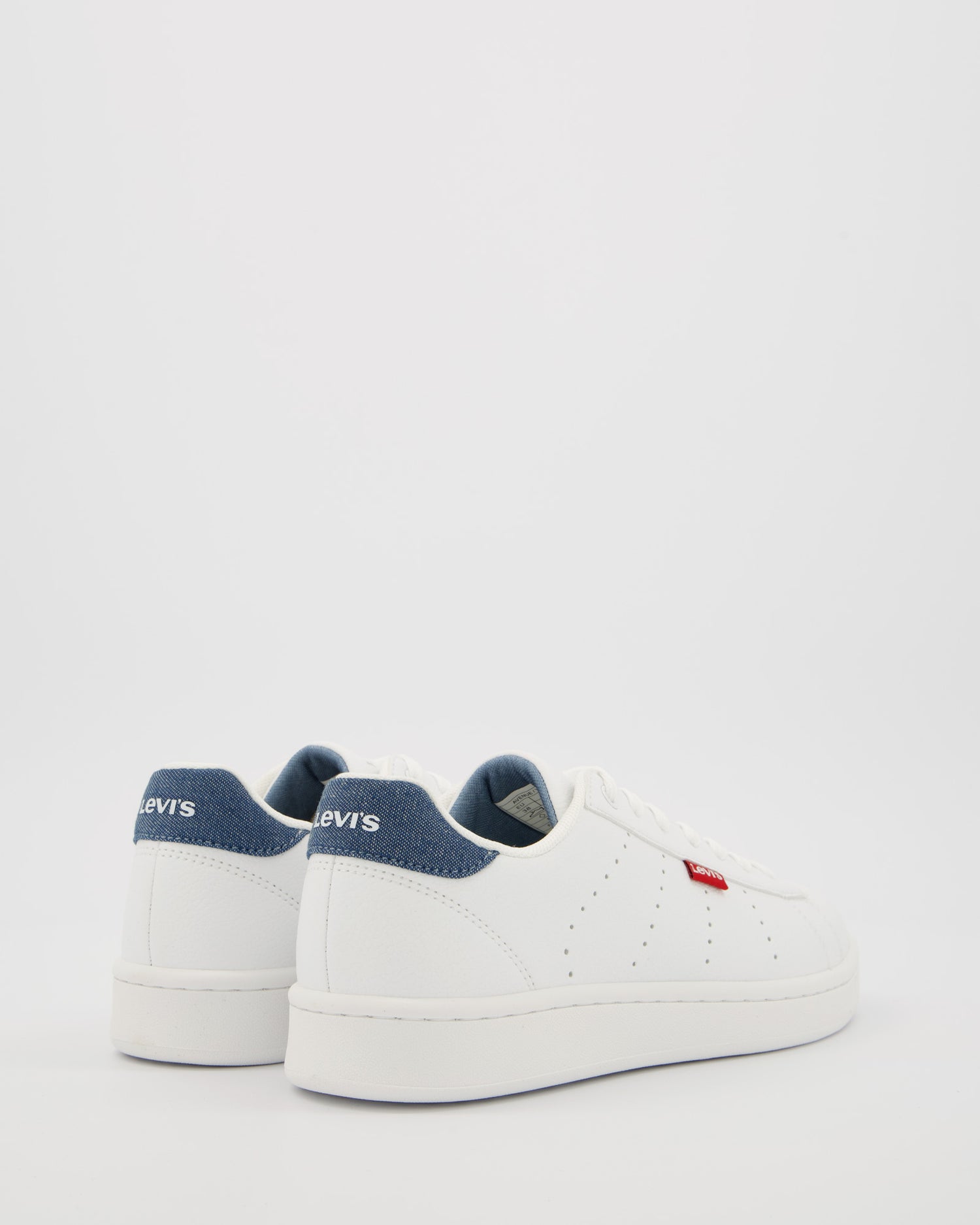 Zapatillas deportivas blancas Levis