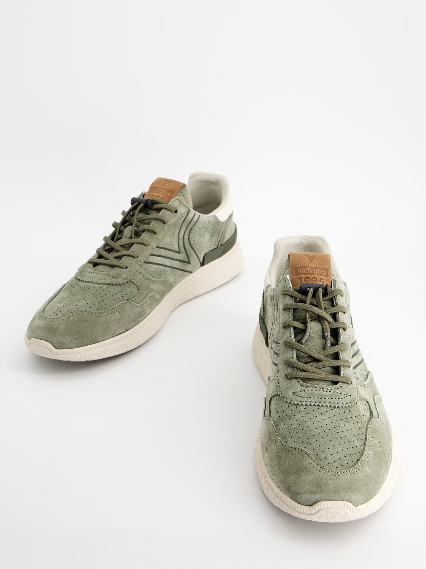 Zapatillas deportivas en ante - Victoria Anima