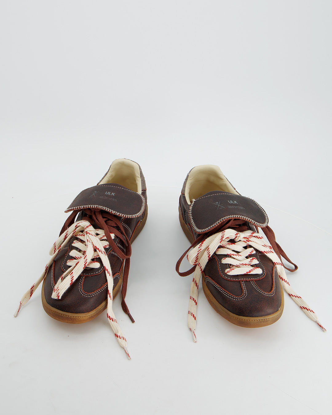 Zapatillas marrón con doble cordón - Chile