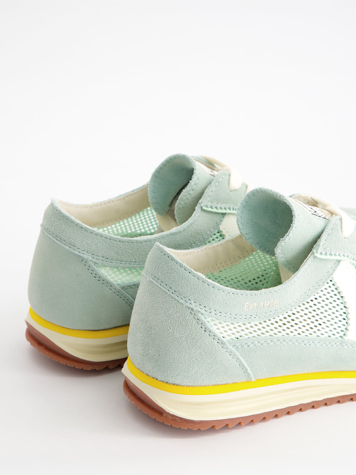 Zapatillas retro de ante y rejilla - Victoria Saturno