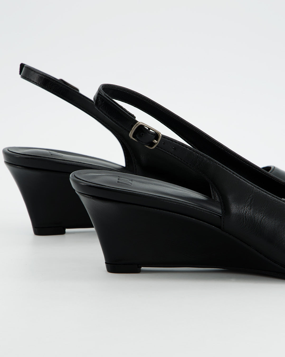 Black Leather Slingback Shoes - Douce