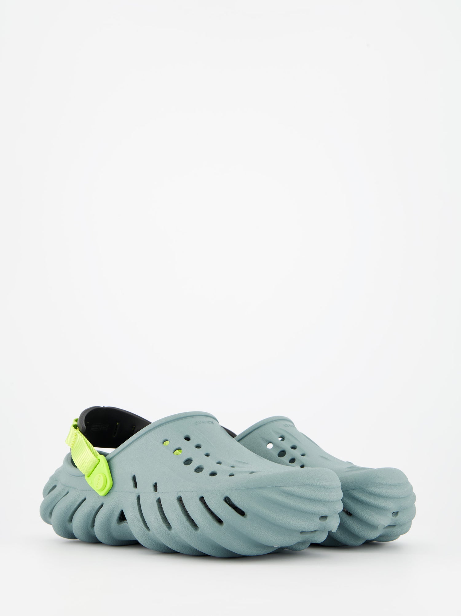 Zuecos de goma para hombre Crocs Echo
