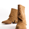 Botines cowboy de ante con tachuelas - Conar